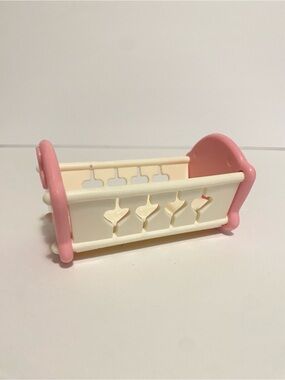 Fisher Price Loving Family Dollhouse Furniture Baby Bed Cradle Crib Pink White